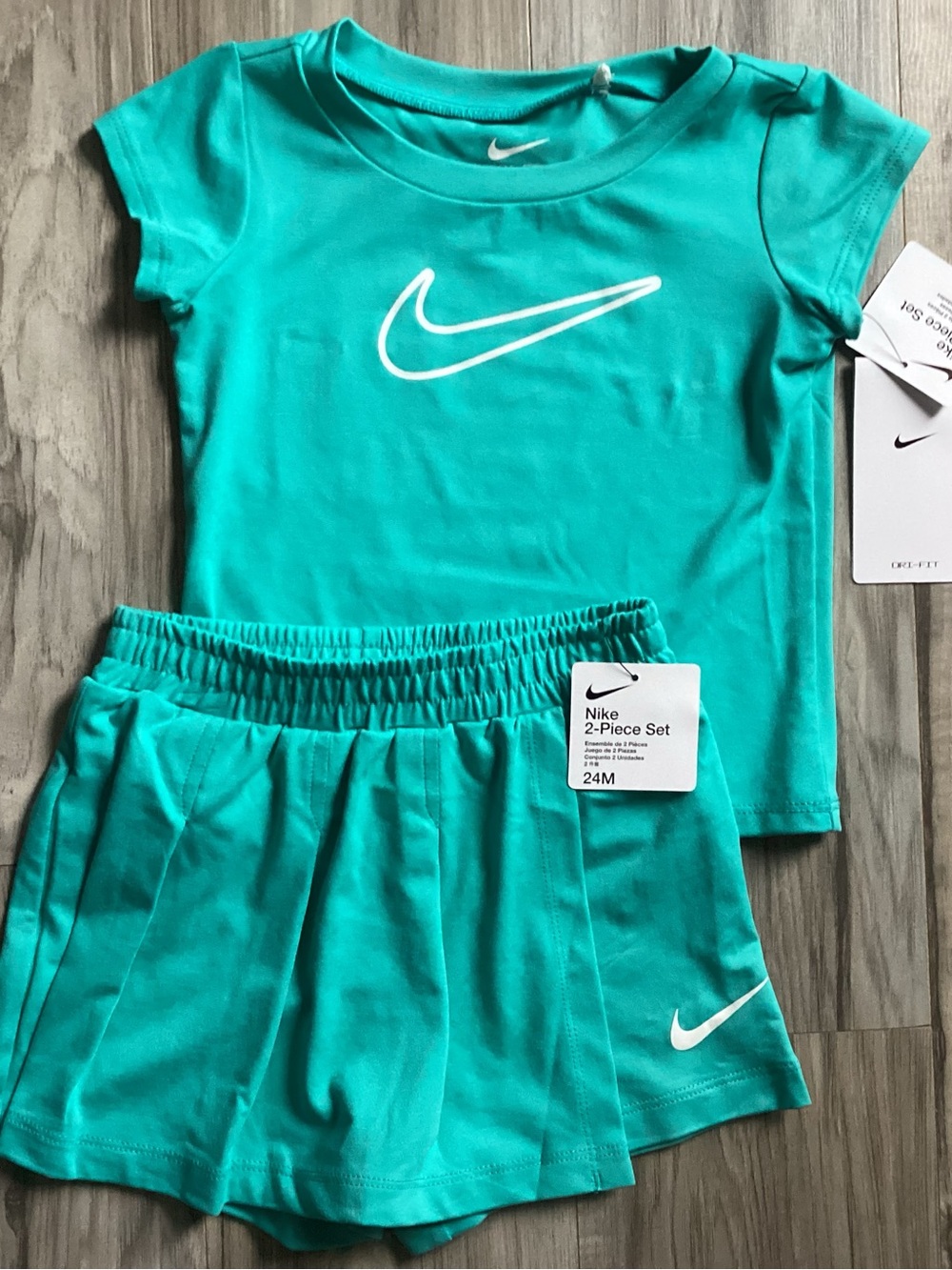 Nike girls shorts set 24 months(NWT) ~PRICE IS FIRM, NO OFFERS~